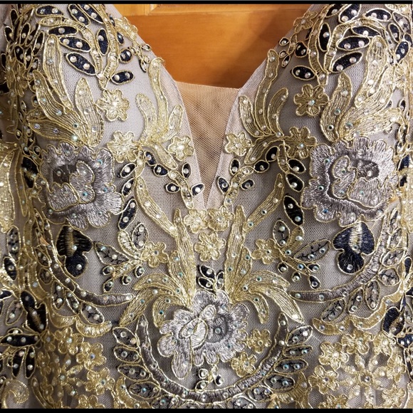 Formal Gown - Picture 2 of 5